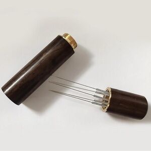 Deluxe Espresso Tamper and Distribution 5 Pins Spiral Design Coffee Distributor